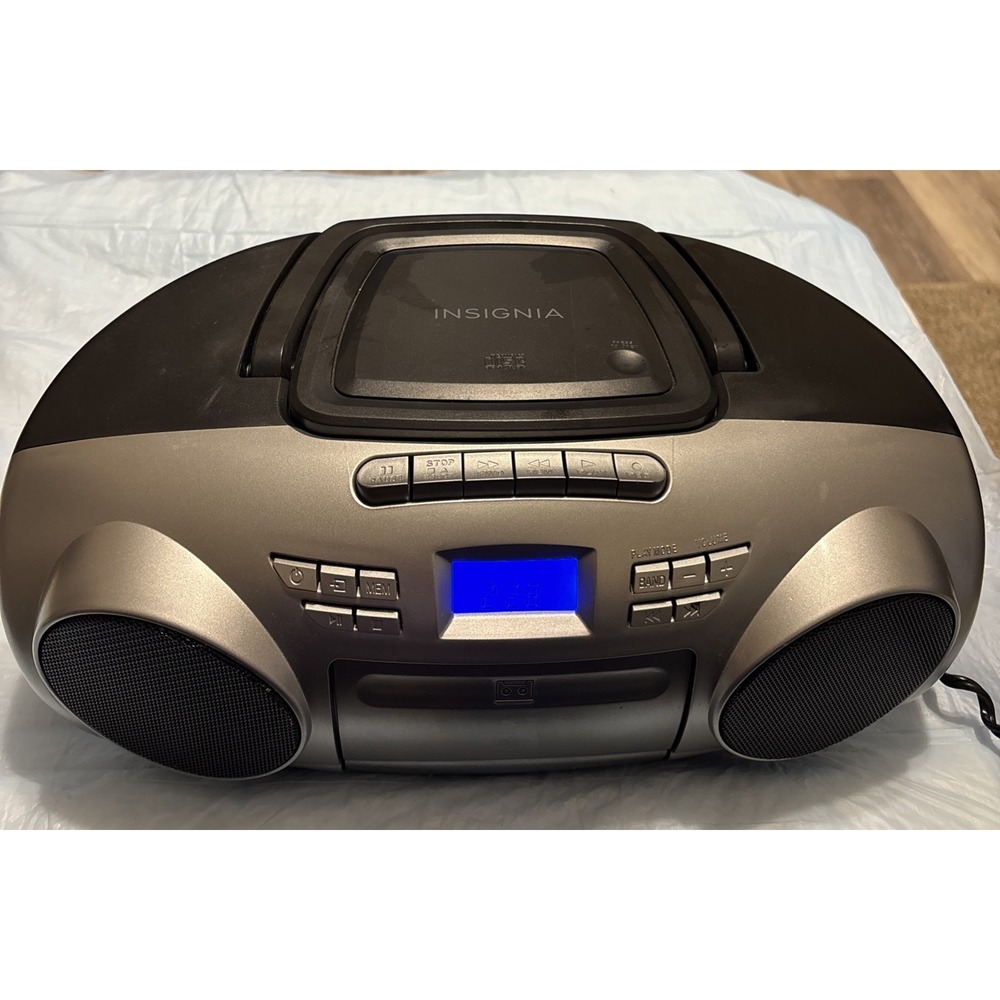 Insignia NS-BBBT20 Bluetooth CD Cassette Boombox Radio Tested Read